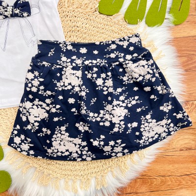 Conj. Regata Laço e Short Saia Floral - Branco e Marinho